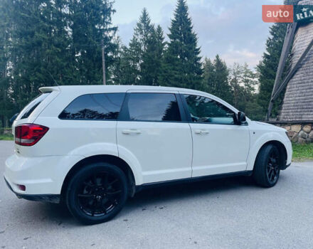 Белый Додж Джорни, объемом двигателя 3.6 л и пробегом 135 тыс. км за 15000 $, фото 4 на Automoto.ua