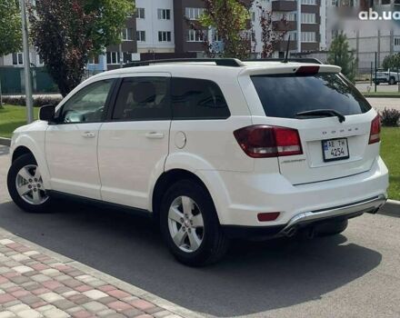 Белый Додж Джорни, объемом двигателя 3.6 л и пробегом 154 тыс. км за 14700 $, фото 5 на Automoto.ua