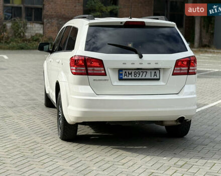 Білий Додж Джорні, об'ємом двигуна 2.36 л та пробігом 122 тис. км за 11850 $, фото 9 на Automoto.ua