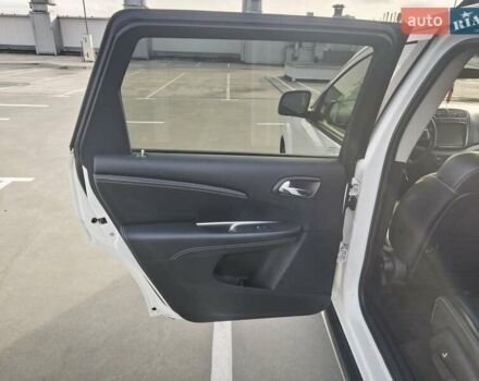 Білий Додж Джорні, об'ємом двигуна 3.6 л та пробігом 103 тис. км за 14000 $, фото 35 на Automoto.ua