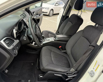 Білий Додж Джорні, об'ємом двигуна 2.36 л та пробігом 122 тис. км за 11850 $, фото 26 на Automoto.ua