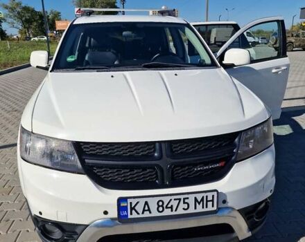 Белый Додж Джорни, объемом двигателя 3.6 л и пробегом 185 тыс. км за 14500 $, фото 4 на Automoto.ua