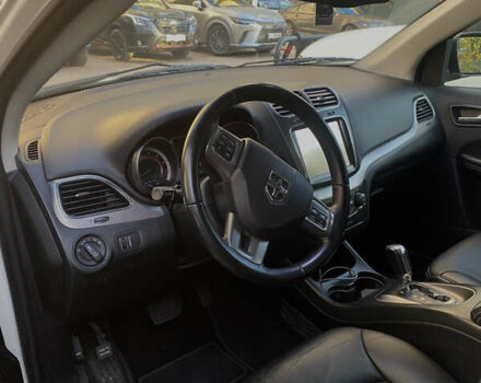 Белый Додж Джорни, объемом двигателя 3.6 л и пробегом 169 тыс. км за 15500 $, фото 8 на Automoto.ua