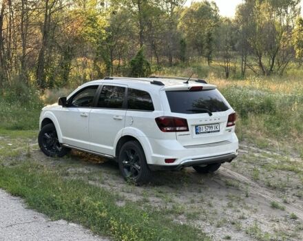Белый Додж Джорни, объемом двигателя 3.6 л и пробегом 170 тыс. км за 13500 $, фото 2 на Automoto.ua