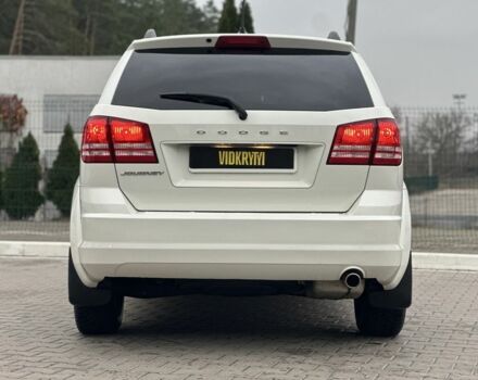 Белый Додж Джорни, объемом двигателя 2.4 л и пробегом 49 тыс. км за 13350 $, фото 7 на Automoto.ua