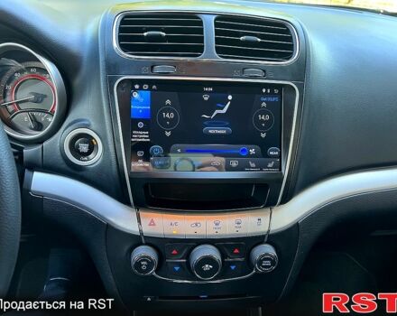 Белый Додж Джорни, объемом двигателя 2.4 л и пробегом 152 тыс. км за 12000 $, фото 7 на Automoto.ua