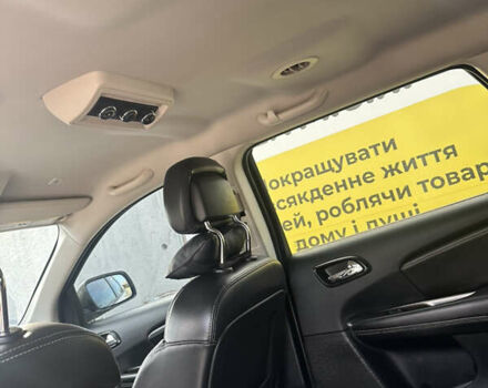 Белый Додж Джорни, объемом двигателя 3.6 л и пробегом 172 тыс. км за 12500 $, фото 7 на Automoto.ua