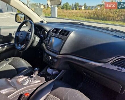Белый Додж Джорни, объемом двигателя 3.6 л и пробегом 185 тыс. км за 14500 $, фото 15 на Automoto.ua