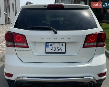 Білий Додж Джорні, об'ємом двигуна 3.6 л та пробігом 154 тис. км за 14700 $, фото 4 на Automoto.ua