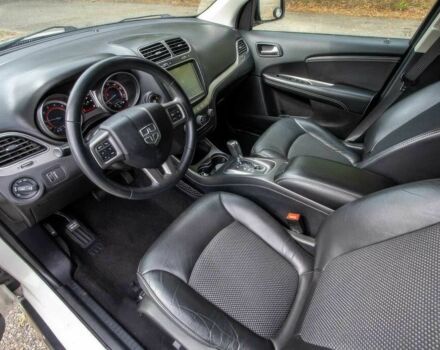 Білий Додж Джорні, об'ємом двигуна 3.6 л та пробігом 33 тис. км за 6300 $, фото 5 на Automoto.ua