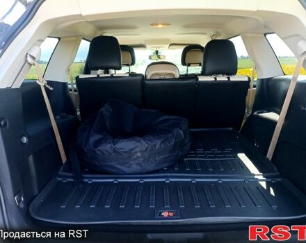 Білий Додж Джорні, об'ємом двигуна 2.4 л та пробігом 165 тис. км за 10500 $, фото 3 на Automoto.ua