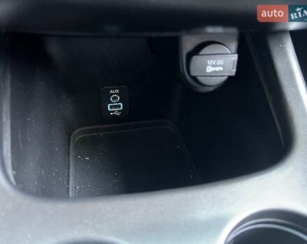 Белый Додж Джорни, объемом двигателя 2.36 л и пробегом 152 тыс. км за 12499 $, фото 13 на Automoto.ua