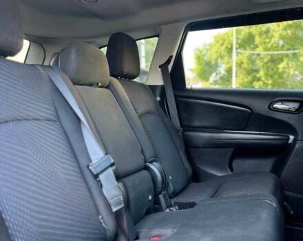 Белый Додж Джорни, объемом двигателя 2.4 л и пробегом 230 тыс. км за 13400 $, фото 23 на Automoto.ua