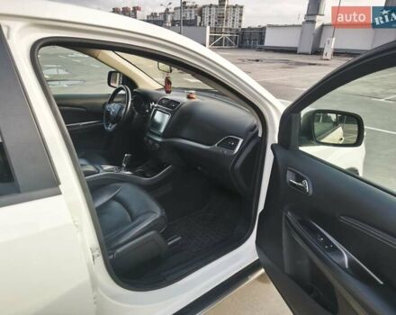 Білий Додж Джорні, об'ємом двигуна 3.6 л та пробігом 103 тис. км за 14000 $, фото 30 на Automoto.ua