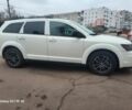 Белый Додж Джорни, объемом двигателя 2.4 л и пробегом 65 тыс. км за 11900 $, фото 2 на Automoto.ua