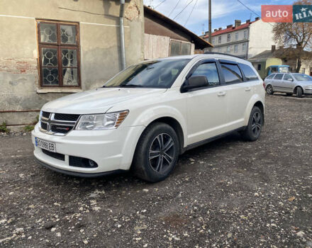Белый Додж Джорни, объемом двигателя 2.4 л и пробегом 112 тыс. км за 13000 $, фото 5 на Automoto.ua