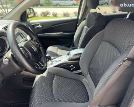 Белый Додж Джорни, объемом двигателя 3.6 л и пробегом 154 тыс. км за 14700 $, фото 13 на Automoto.ua