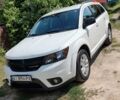 Белый Додж Джорни, объемом двигателя 2.36 л и пробегом 60 тыс. км за 13500 $, фото 1 на Automoto.ua
