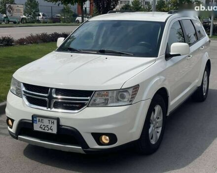 Белый Додж Джорни, объемом двигателя 3.6 л и пробегом 154 тыс. км за 14700 $, фото 7 на Automoto.ua