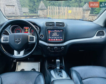 Белый Додж Джорни, объемом двигателя 3.6 л и пробегом 135 тыс. км за 15000 $, фото 10 на Automoto.ua