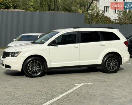 Білий Додж Джорні, об'ємом двигуна 2.36 л та пробігом 122 тис. км за 11850 $, фото 4 на Automoto.ua