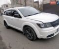 Белый Додж Джорни, объемом двигателя 2.4 л и пробегом 210 тыс. км за 12800 $, фото 1 на Automoto.ua