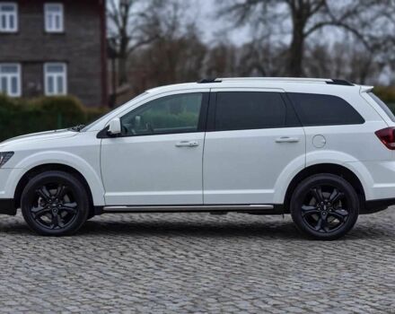 Белый Додж Джорни, объемом двигателя 3.6 л и пробегом 128 тыс. км за 8200 $, фото 5 на Automoto.ua