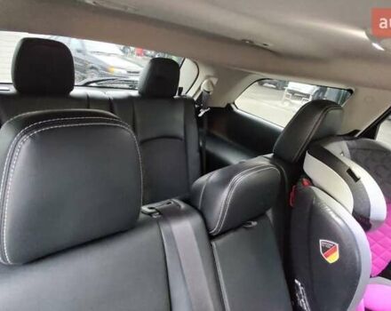 Белый Додж Джорни, объемом двигателя 3.6 л и пробегом 144 тыс. км за 15000 $, фото 10 на Automoto.ua