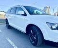 Белый Додж Джорни, объемом двигателя 2.4 л и пробегом 127 тыс. км за 10500 $, фото 7 на Automoto.ua