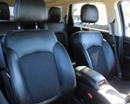 Белый Додж Джорни, объемом двигателя 3.6 л и пробегом 35 тыс. км за 9500 $, фото 9 на Automoto.ua