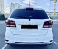 Белый Додж Джорни, объемом двигателя 2.4 л и пробегом 127 тыс. км за 10500 $, фото 4 на Automoto.ua