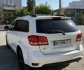 Белый Додж Джорни, объемом двигателя 2.4 л и пробегом 80 тыс. км за 14000 $, фото 3 на Automoto.ua