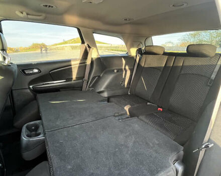 Белый Додж Джорни, объемом двигателя 2.36 л и пробегом 176 тыс. км за 13200 $, фото 6 на Automoto.ua