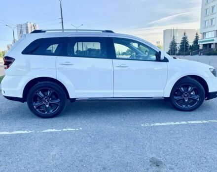 Белый Додж Джорни, объемом двигателя 2.4 л и пробегом 127 тыс. км за 10500 $, фото 6 на Automoto.ua