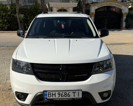 Белый Додж Джорни, объемом двигателя 2.4 л и пробегом 80 тыс. км за 14000 $, фото 4 на Automoto.ua