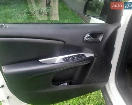 Белый Додж Джорни, объемом двигателя 2.36 л и пробегом 124 тыс. км за 11800 $, фото 10 на Automoto.ua