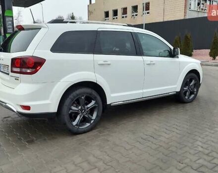 Белый Додж Джорни, объемом двигателя 3.6 л и пробегом 144 тыс. км за 15000 $, фото 7 на Automoto.ua