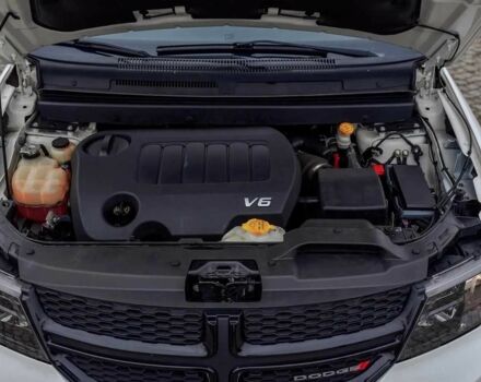 Белый Додж Джорни, объемом двигателя 3.6 л и пробегом 128 тыс. км за 8200 $, фото 14 на Automoto.ua