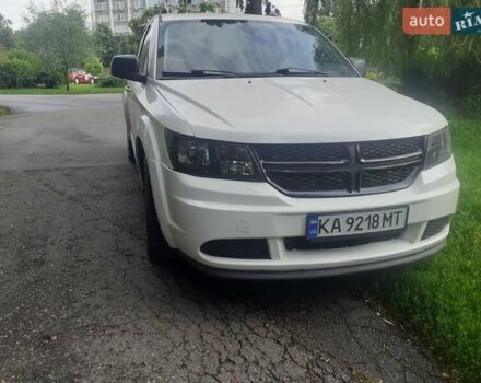 Белый Додж Джорни, объемом двигателя 2.36 л и пробегом 124 тыс. км за 11800 $, фото 8 на Automoto.ua