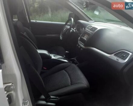 Белый Додж Джорни, объемом двигателя 2.36 л и пробегом 124 тыс. км за 11800 $, фото 20 на Automoto.ua