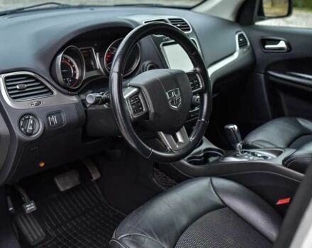 Белый Додж Джорни, объемом двигателя 3.6 л и пробегом 128 тыс. км за 8200 $, фото 15 на Automoto.ua