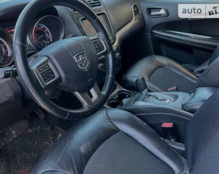 Белый Додж Джорни, объемом двигателя 0 л и пробегом 122 тыс. км за 3000 $, фото 8 на Automoto.ua