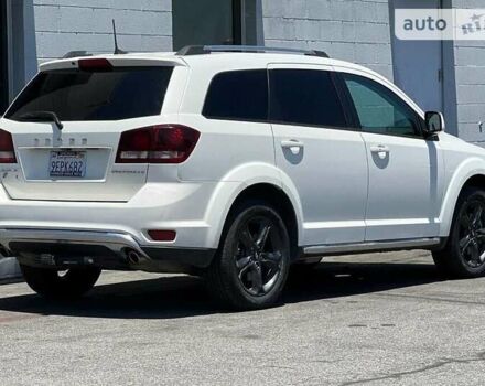 Белый Додж Джорни, объемом двигателя 0 л и пробегом 122 тыс. км за 3000 $, фото 6 на Automoto.ua