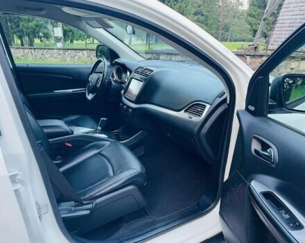 Белый Додж Джорни, объемом двигателя 0 л и пробегом 88 тыс. км за 8800 $, фото 7 на Automoto.ua