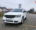 Белый Додж Джорни, объемом двигателя 2.36 л и пробегом 70 тыс. км за 13200 $, фото 1 на Automoto.ua