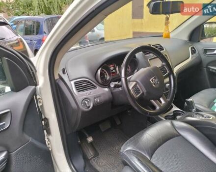 Білий Додж Джорні, об'ємом двигуна 2.36 л та пробігом 85 тис. км за 13000 $, фото 7 на Automoto.ua