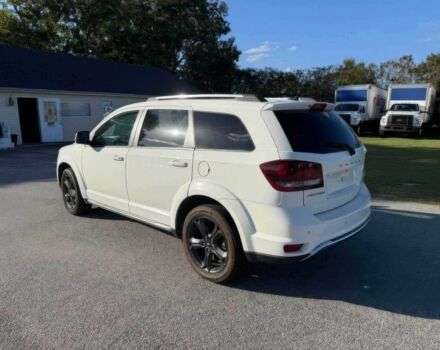 Белый Додж Джорни, объемом двигателя 2.4 л и пробегом 32 тыс. км за 4100 $, фото 5 на Automoto.ua