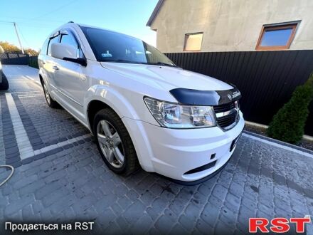 Білий Додж Джорні, об'ємом двигуна 2 л та пробігом 34000 тис. км за 8600 $, фото 1 на Automoto.ua