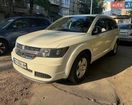Белый Додж Джорни, объемом двигателя 2.36 л и пробегом 239 тыс. км за 11900 $, фото 1 на Automoto.ua