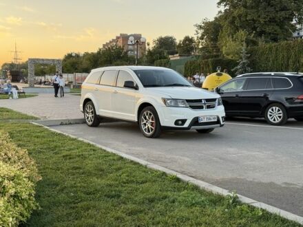 Додж Джорни 2012 в Умани на Automoto.ua Белый Додж Джорни, объемом двигателя 2.4 л и пробегом 226 тыс. км за 9500 $, фото 1 на Automoto.ua